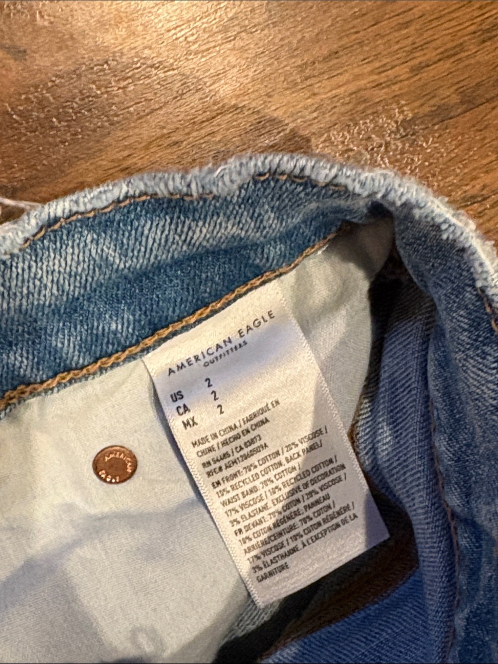 American Eagle Outfitters Relaxed Jean Shorts NWOT - Picture 5 of 10